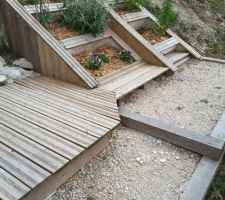 Jardinière en étage sur pente 45° environ