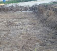 Trou creuser pour les fondation