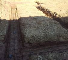 Le ferraillage est posé pour les fondations !