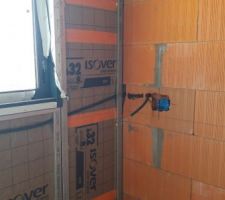 Gaines électriques + boîtier_Cuisine (Prises en crédence)