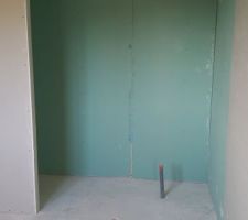 Salle d'eau dans chambre