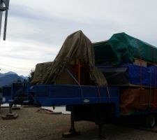 Le chargement des murs sur le porte char