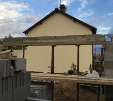 Linteau de la baie vitr&eacute;e