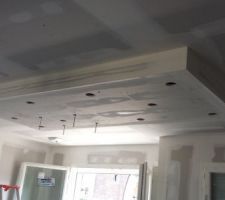 Descente de plafond pour hotte ilot et spots