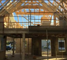 Future mezzanine donnant sur salon séjour