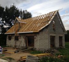 Charpente / finitions en cours