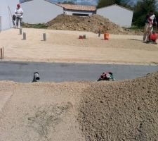 Compactage du remblais du terre-plein