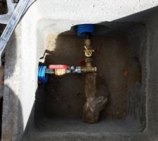 Pr&eacute;paration du point d'eau pour le chantier et pour le raccordement de la maison (par nos soins)