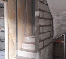 Mur d'&eacute;chiffre (Escalier demi-niveau)_Vue du RDC Inf&eacute;rieur