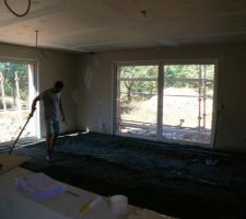 Début de la chape - carrelage