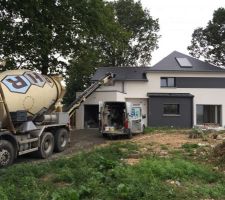 Début de la mise en place des chapes.