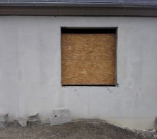 Réparation des fissures extérieures sur les quatre faces de la maison