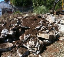 Gravas de la voie d'acces... sur notre terrain !