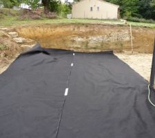 Geotextile en vue de recevoir les gravier