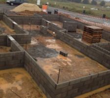 Début de construction 
C est parti???