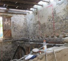 Démontage du mur de refend jusqu'à la dalle