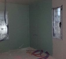 Salle de bain en placo hydrophobe