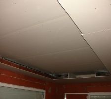 Niche pour le vid&eacute;o projecteur