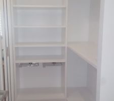 Dressing partie en L.