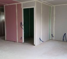 Salon + cuisine 40 m2