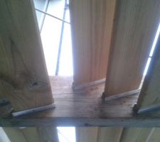 Détail brise soleil horizontal bioclimatique lames fixes