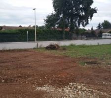 Remise en place des terres - Emplacement de la future piscine
