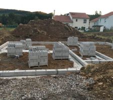 Premi&egrave;re rang&eacute;e d'agglos