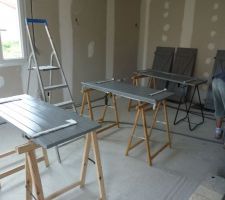 Mes volets peints apres 3 couches (et y en manquerait mm une 4eme)