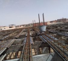 Pose du ferraillage en cours