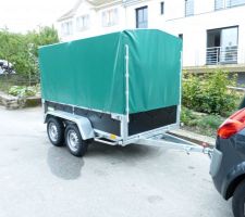 Remarque double essieux de 2,50 m x 1,32 m de marque Carean