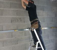 Mise en places des suspentes pour le faux plafond su rdc.