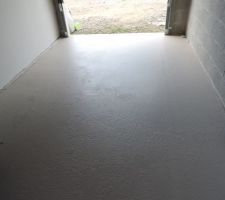 Dalle béton du garage finie