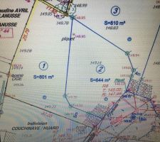 Voil&agrave; notre futur lotissement nous avons le lot 1 et nous r&eacute;fl&eacute;chissons &agrave; la disposition de la maison et la forme si vous avez un abos des id&eacute;es ...