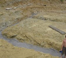 Béton de propreté.
Une toupie de 10 m3.