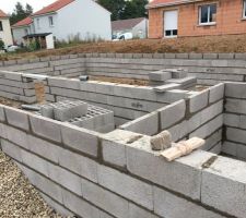 Les ma&ccedil;ons ont bien avanc&eacute;s aujourd'hui