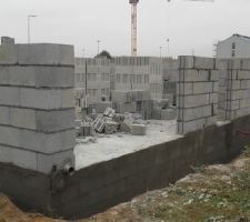 1ere couche de l ' enduit d ' &eacute;tanch&eacute;it&eacute;