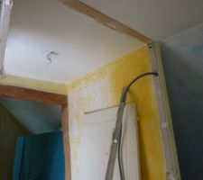 Création d'un dressing dans la suite parentale/créons une ouverture et retirons une ancienne porte