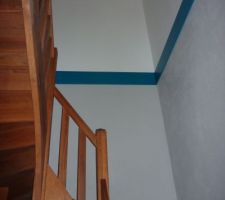 Des tons de blanc et gris choisis, l?escalier est en cours en ce moment...