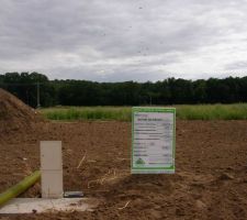 Permis accord&eacute; et panneau affich&eacute;