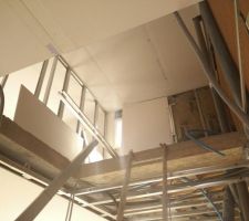 Isolation cage escalier