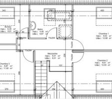 Plan de l'étage, juste un changement la salle de bain se positionne à la place du bureau et le bureau vient dans la salle de bain