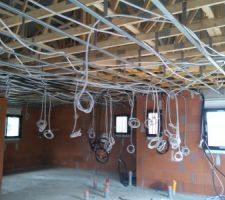 Placo et éléctricité en cours
