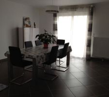 Salle à. Manger