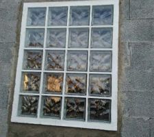 Photo du pavé de verre, coté EXTERIEUR