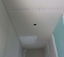Placos couloir étage et trappe d'accès aux combles