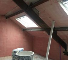 On met l'accrocheur pour la chambre parentale