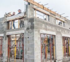 Pose coffre volet baies fixes pi&egrave;ce de vie