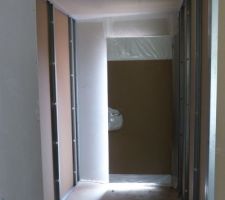 Entrée : 2.9 m2