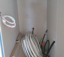 WC terminé (reste bande à faire)
