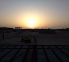 Lever de soleil sur le toit de mon monde...